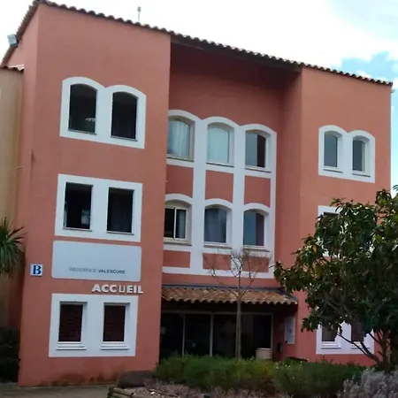 Διαμέρισμα Studio Avec Piscine Partagee Et Terrasse Amenagee A Raphael A 5 Km De La Plage Saint-Raphaël
